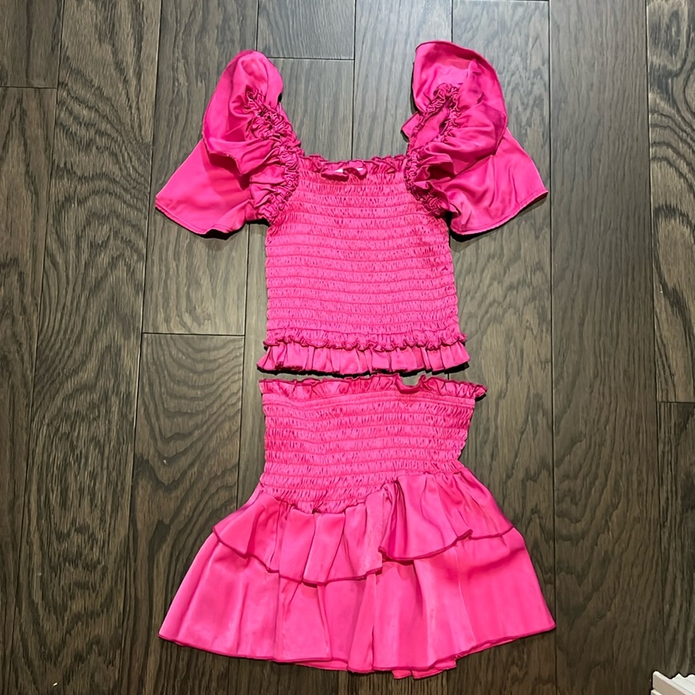 Cheryl Kids Creations 2 piece set. Size Medium